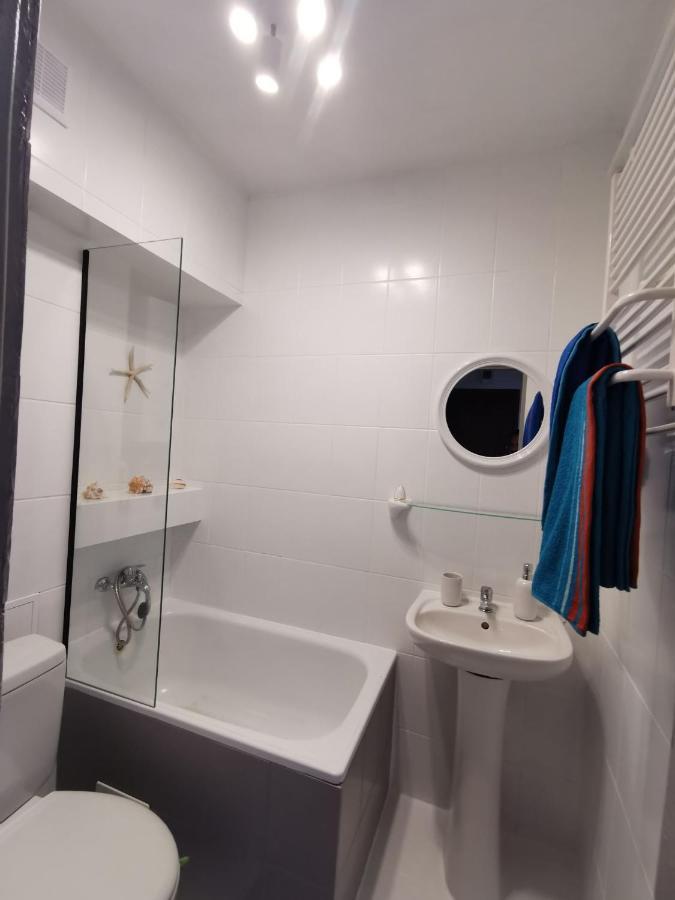 Apartament W Centrum ギジツコ エクステリア 写真