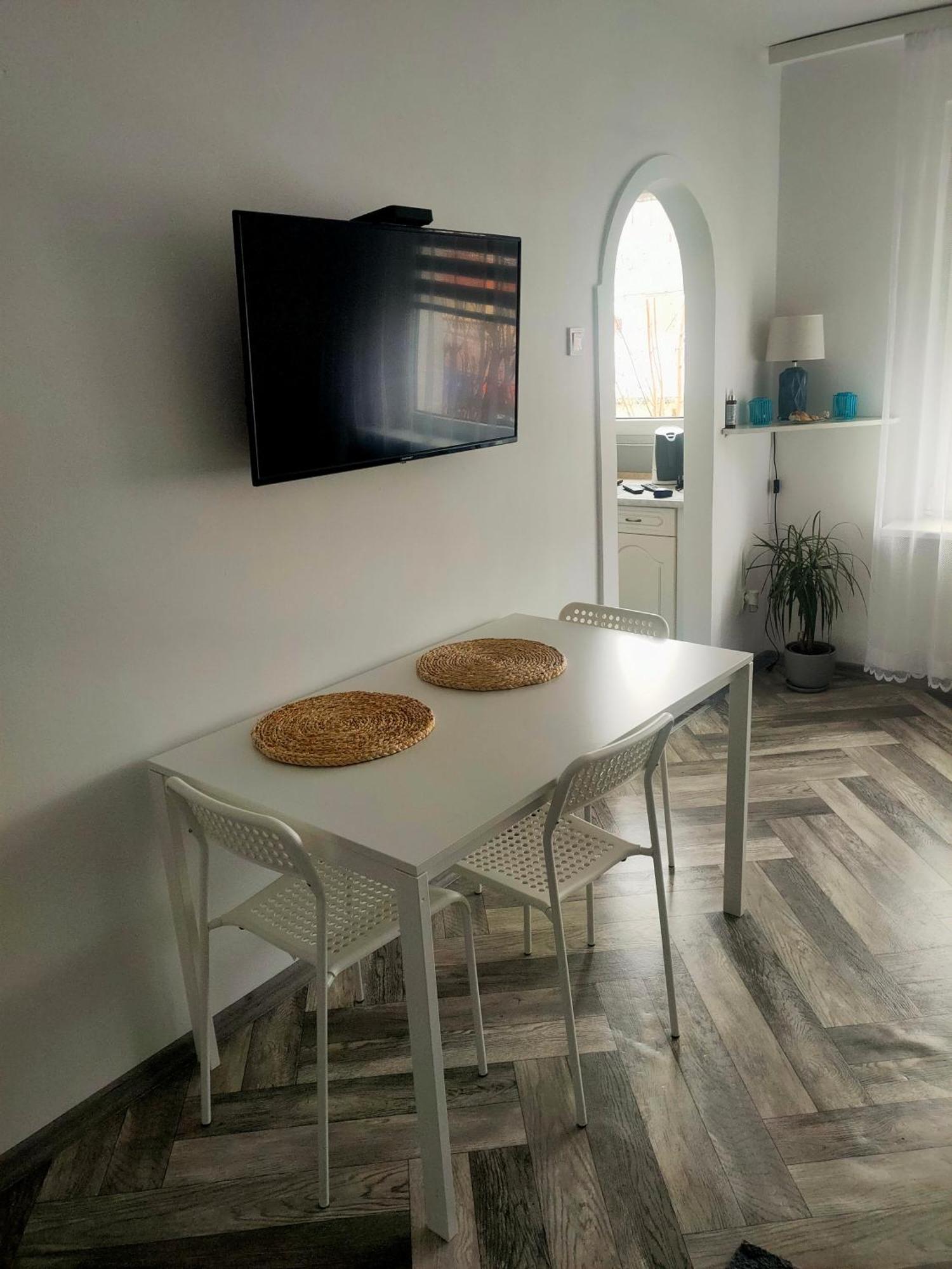 Apartament W Centrum ギジツコ エクステリア 写真